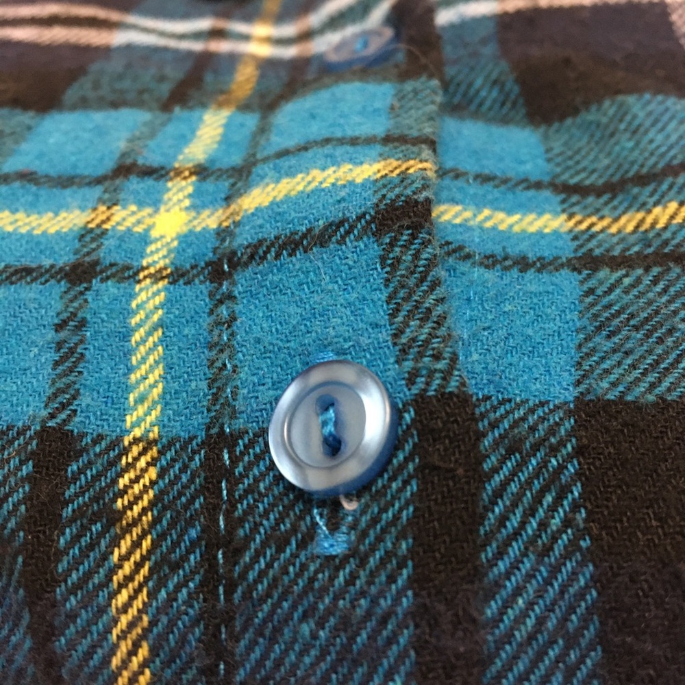 Flannel - Picture 4 of 4